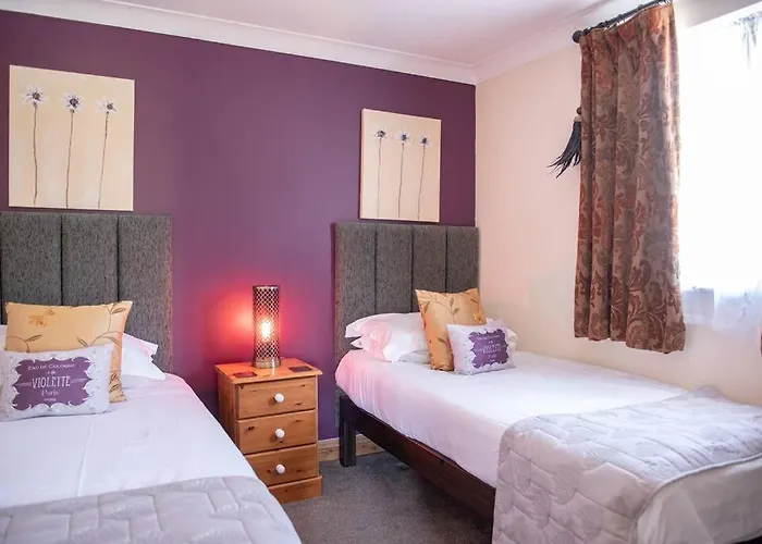 Harvest 8 - Yellowtop Country Park - Hot Tub - Yorkshire