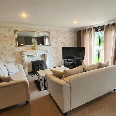 Harvest 8 Lodge, Yellowtop Country Park Villa *