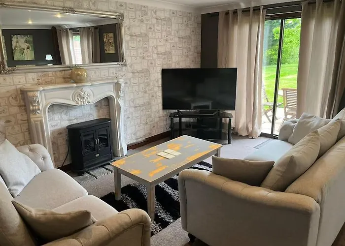 Harvest 8 - Yellowtop Country Park - Hot Tub - Yorkshire Villa *